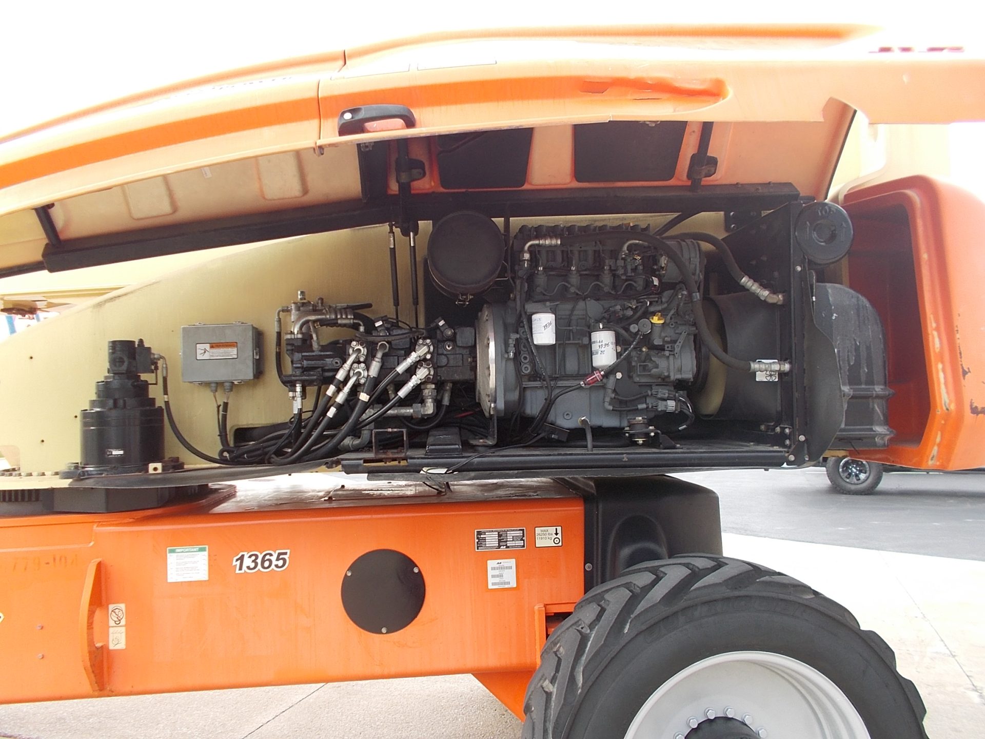 2009-jlg-1350sjp