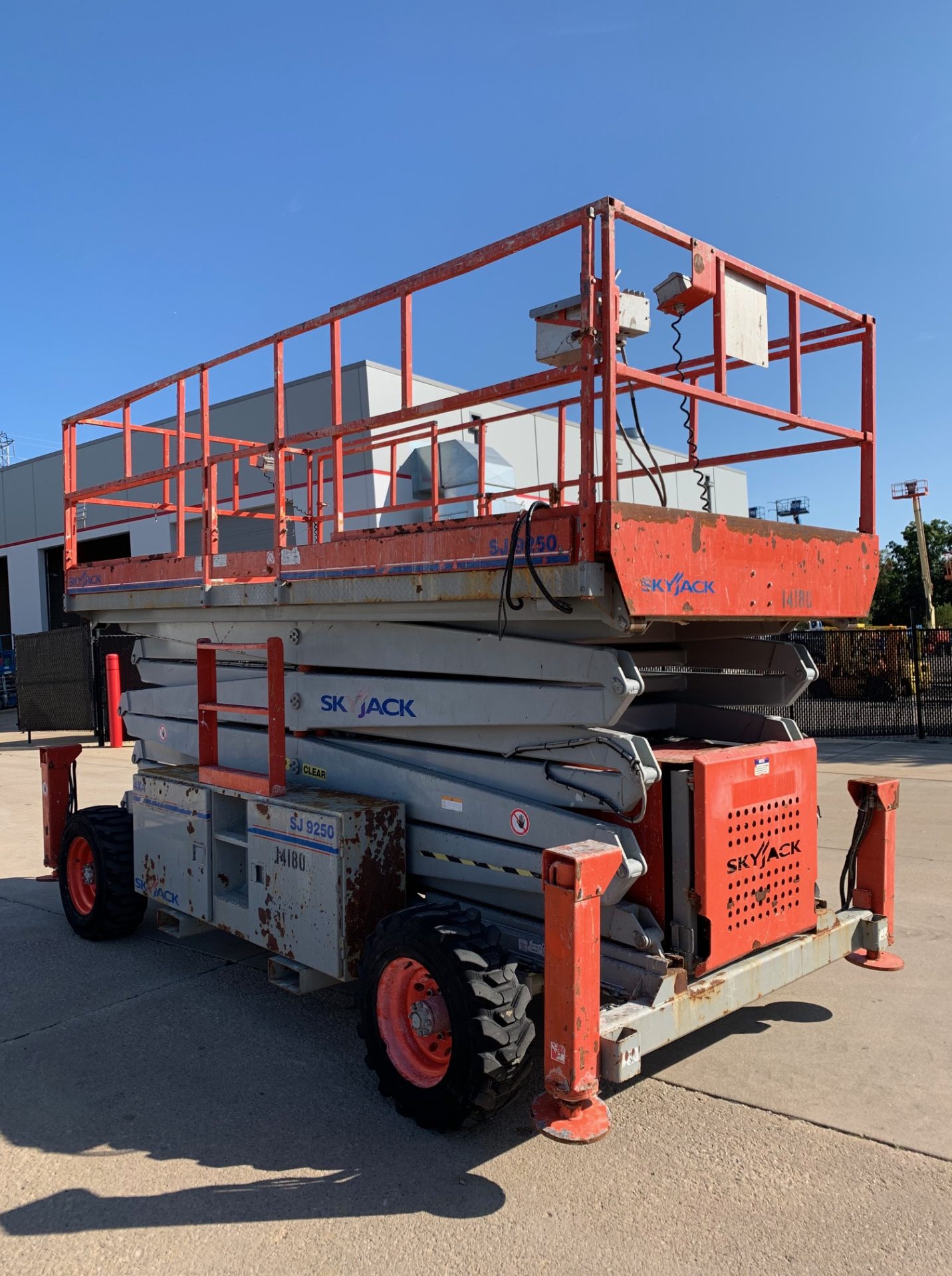 2012 SKYJACK SJ9250 RT