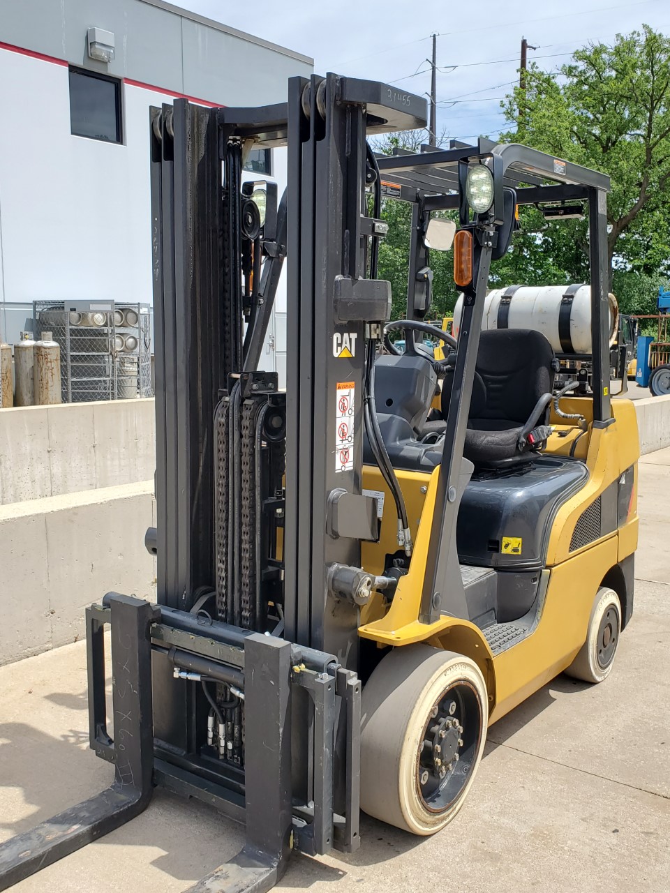Home Inventory Used Forklifts For Sale Mast Forklifts 2013 CATERPILLAR